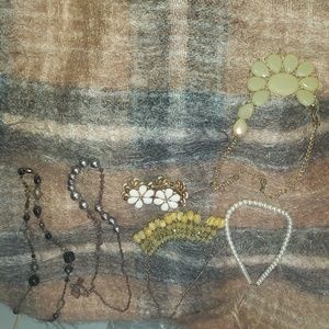Vintage jewelry lot of 6 items